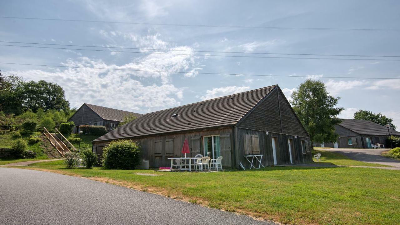 Vacanceole - Residence Le Domaine Du Bosquet Egletons Exterior foto