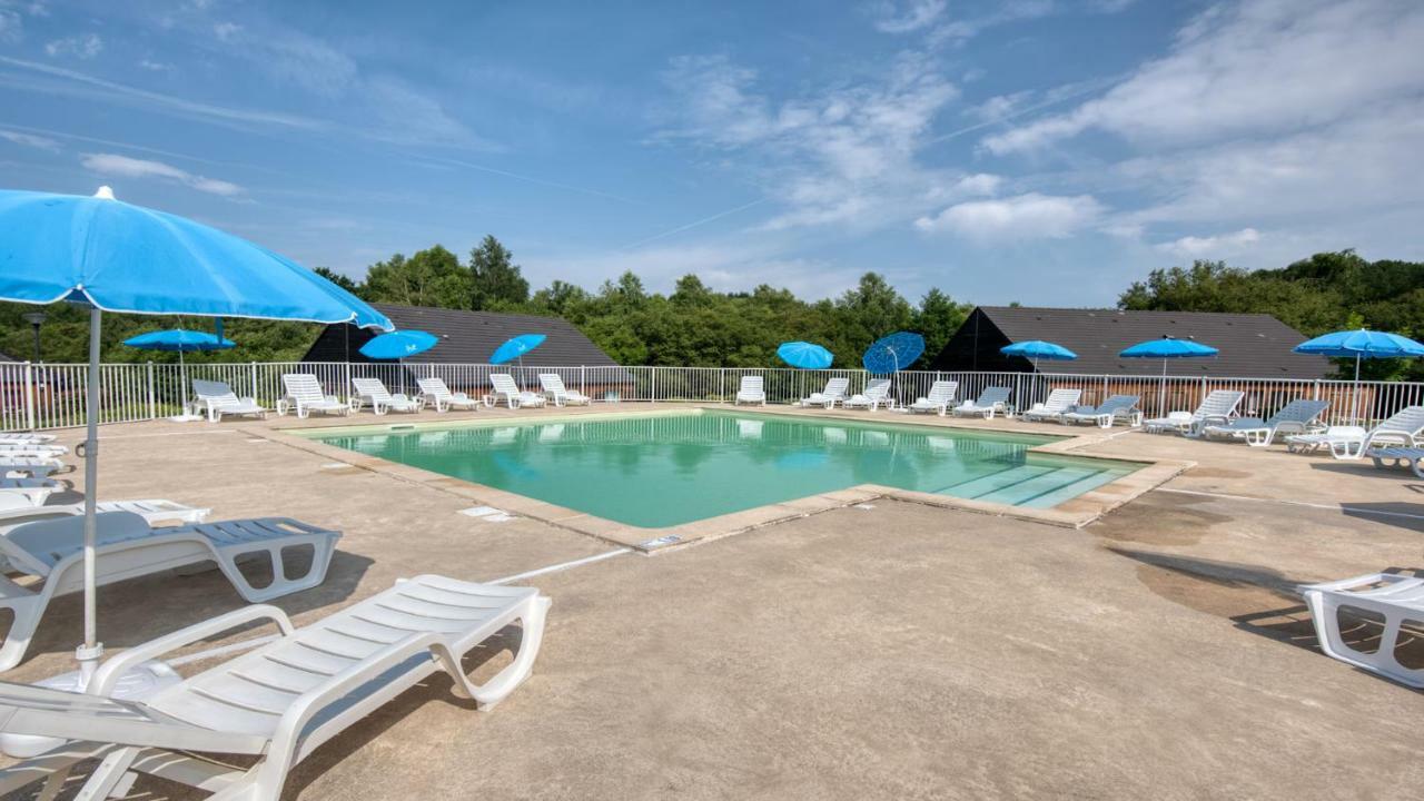 Vacanceole - Residence Le Domaine Du Bosquet Egletons Exterior foto